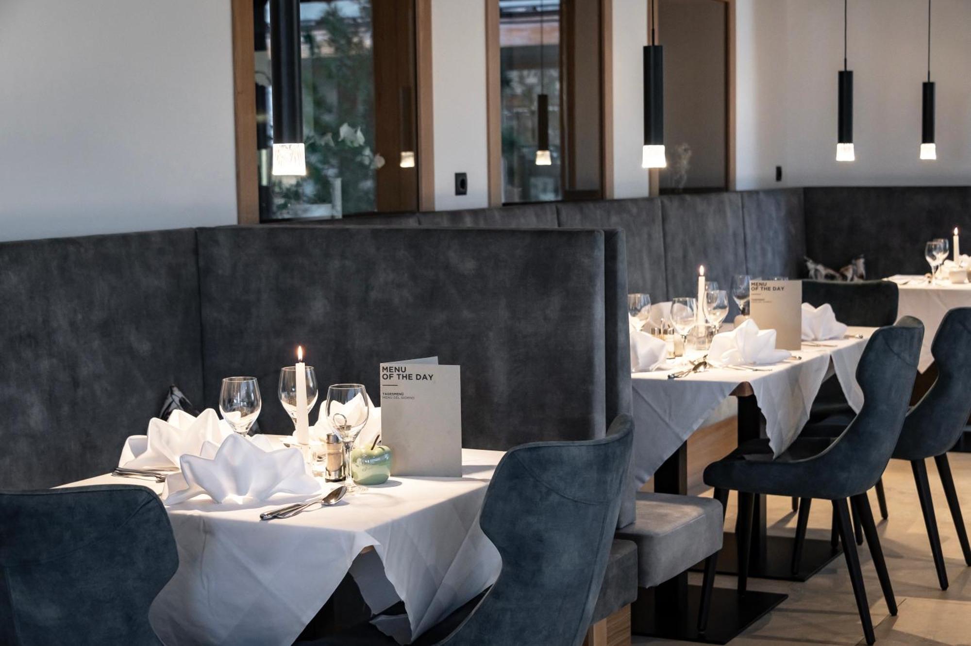 Hotel Langhof Natz-Schabs Bagian luar foto