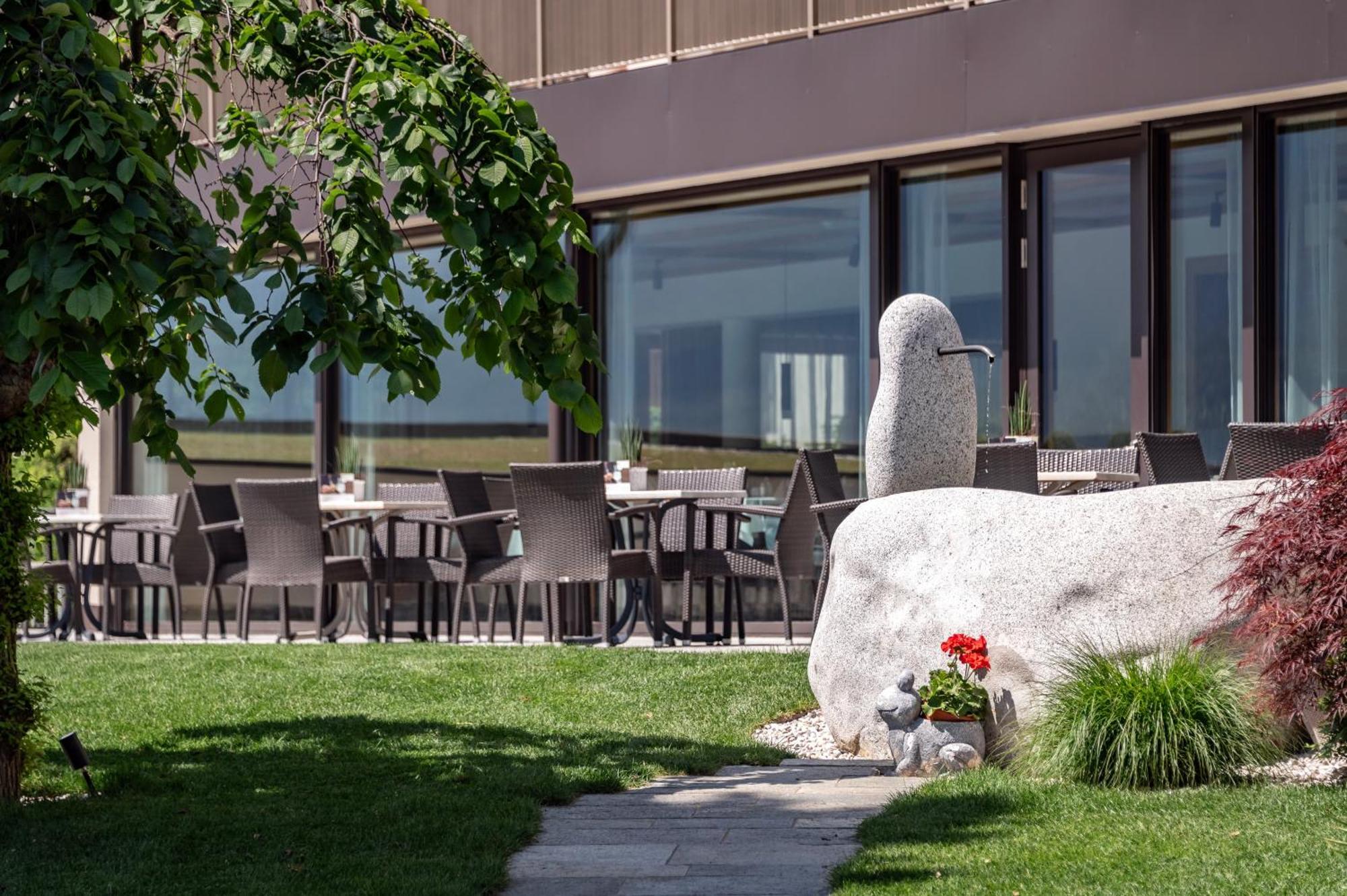 Hotel Langhof Natz-Schabs Bagian luar foto