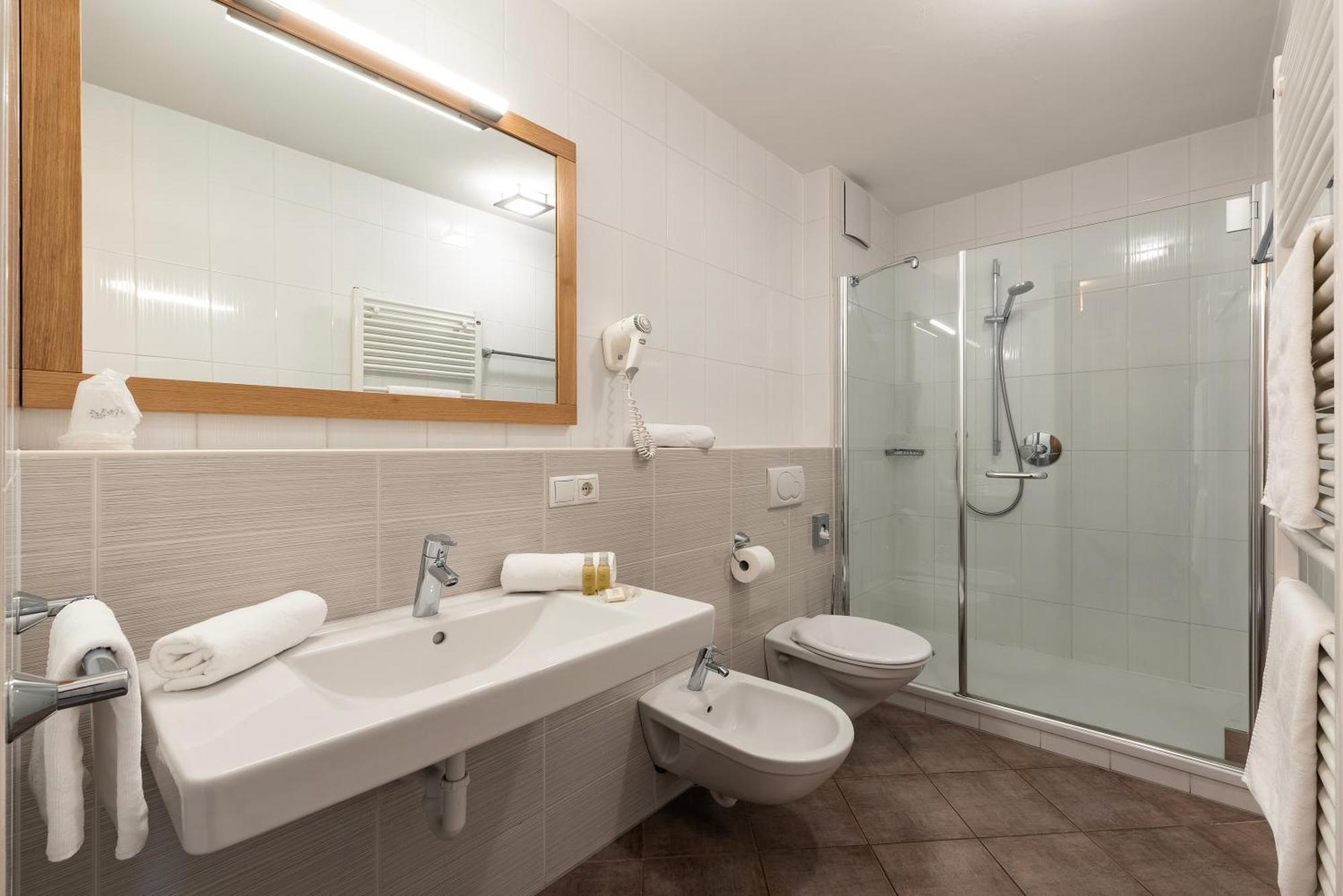 Hotel Langhof Natz-Schabs Bagian luar foto