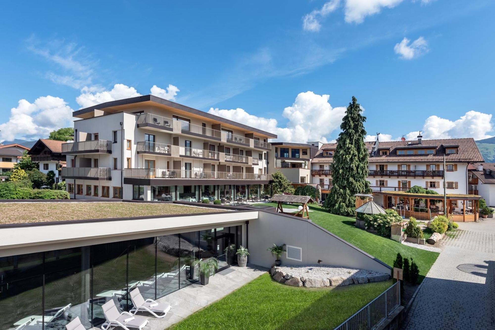Hotel Langhof Natz-Schabs Bagian luar foto